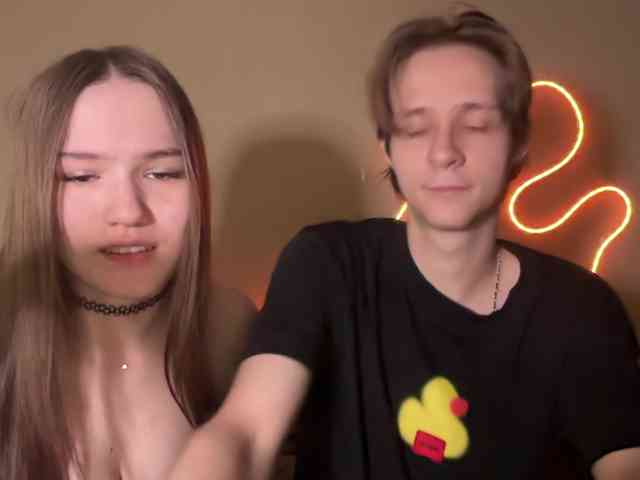 titsDestroy2008 webcam
