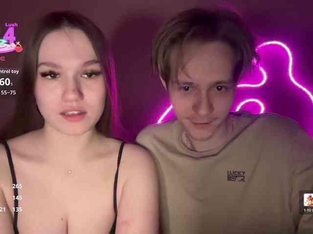 titsDestroy2008 webcam