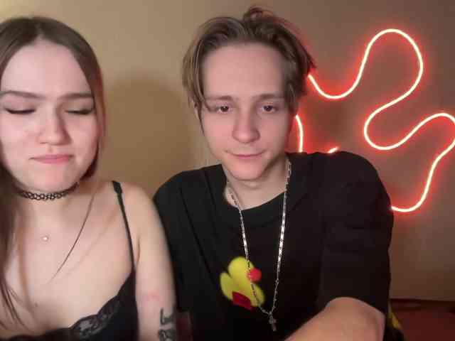 titsDestroy2008 webcam