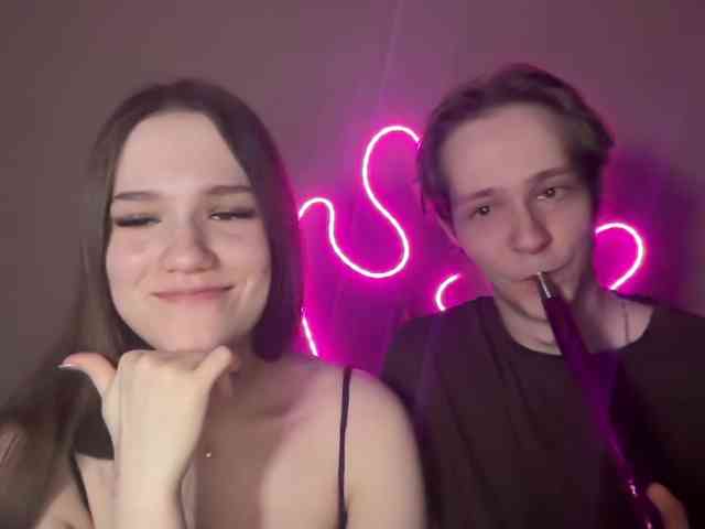 titsDestroy2008 webcam