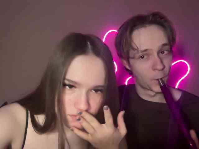 titsDestroy2008 webcam