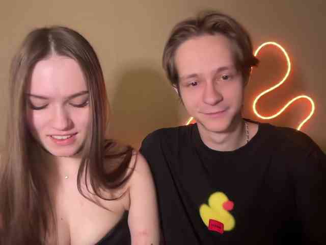 titsDestroy2008 webcam