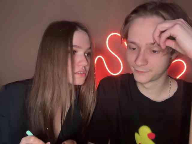 titsDestroy2008 webcam