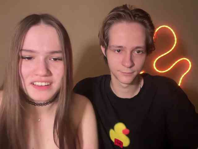 titsDestroy2008 webcam