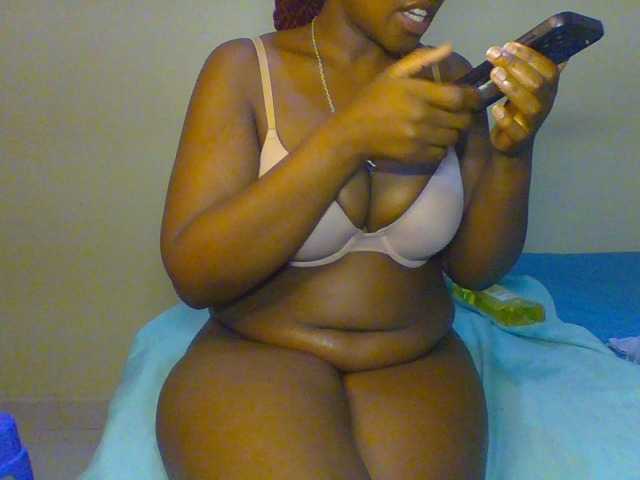 Sweet-juicy live cam on BongaCams