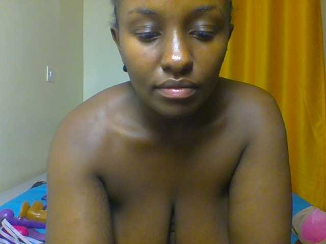 Sweet-juicy live cam on BongaCams