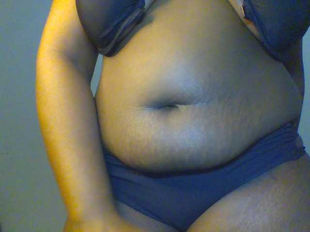 Sweet-juicy live cam on BongaCams