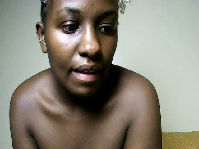 Sweet-juicy live cam on BongaCams