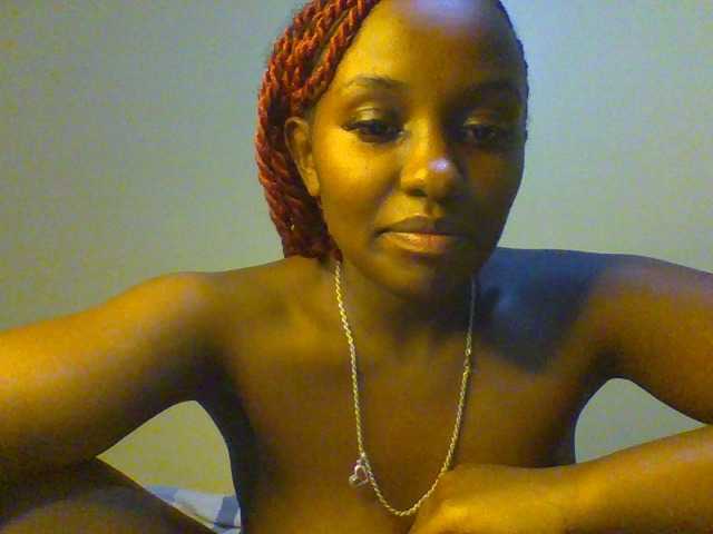 Sweet-juicy live cam on BongaCams