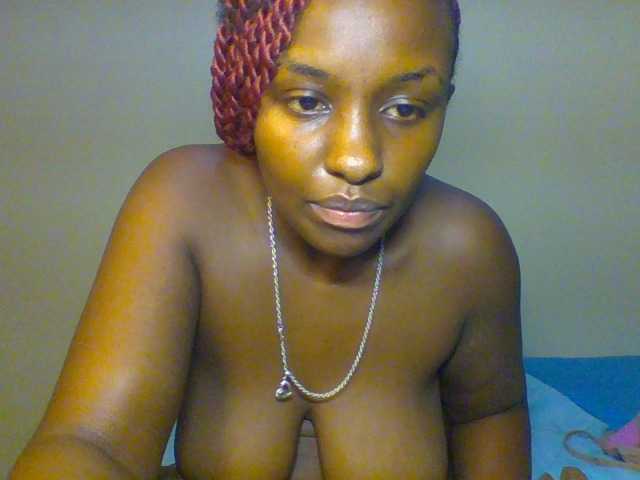 Sweet-juicy live cam on BongaCams