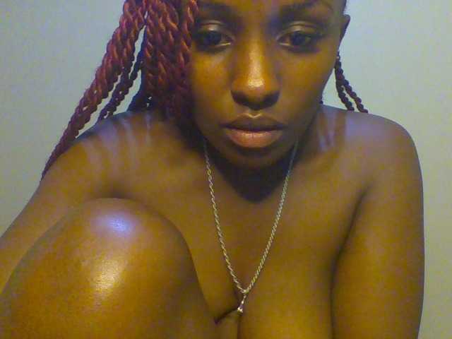Sweet-juicy live cam on BongaCams