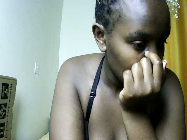 Sweet-juicy live cam on BongaCams