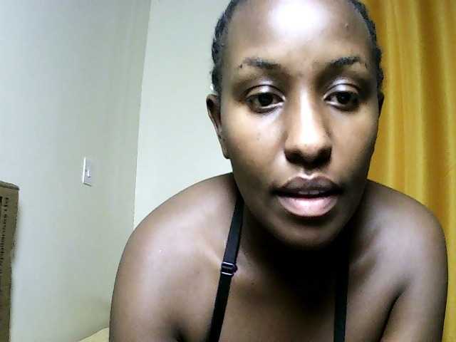 Sweet-juicy live cam on BongaCams