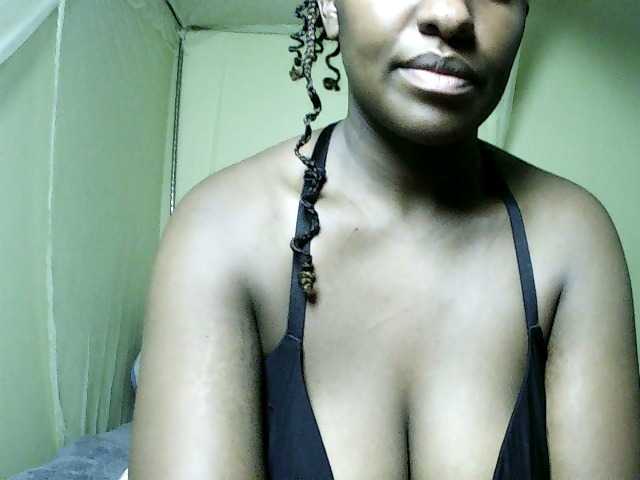 Sweet-juicy live cam on BongaCams