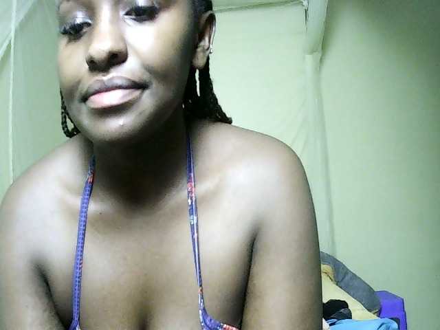 Sweet-juicy live cam on BongaCams
