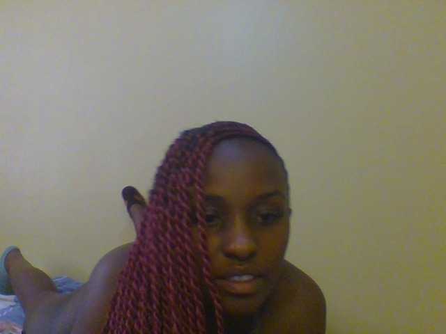 Sweet-juicy live cam on BongaCams