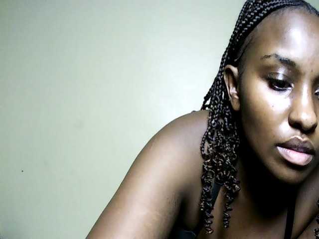 Sweet-juicy live cam on BongaCams