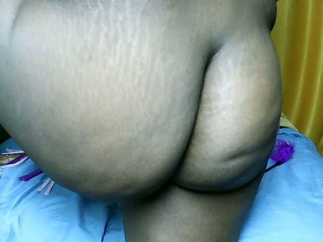 Sweet-juicy live cam on BongaCams
