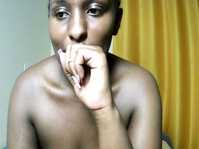 Sweet-juicy live cam on BongaCams