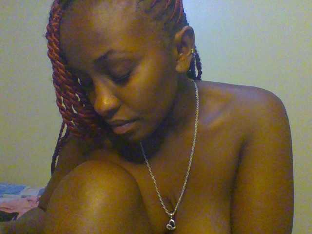 Sweet-juicy live cam on BongaCams