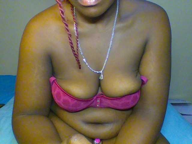 Sweet-juicy live cam on BongaCams