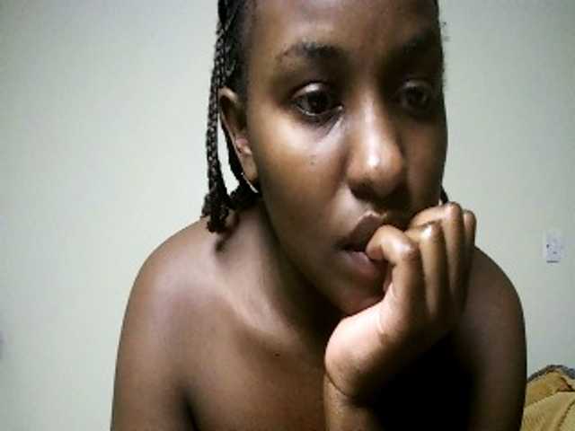 Sweet-juicy live cam on BongaCams