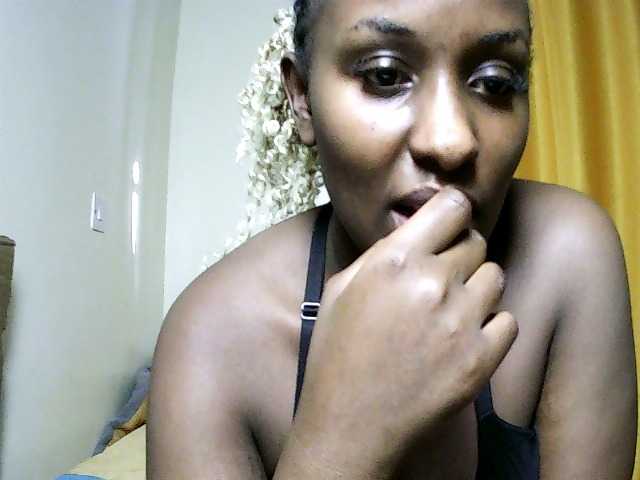 Sweet-juicy live cam on BongaCams