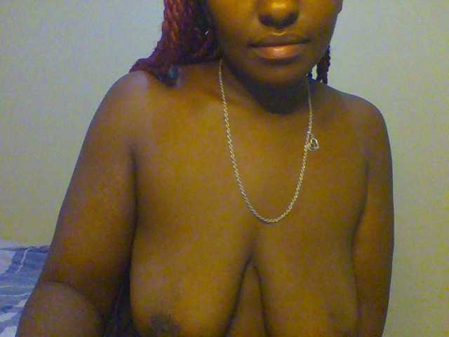 Sweet-juicy live cam on BongaCams