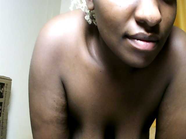 Sweet-juicy live cam on BongaCams