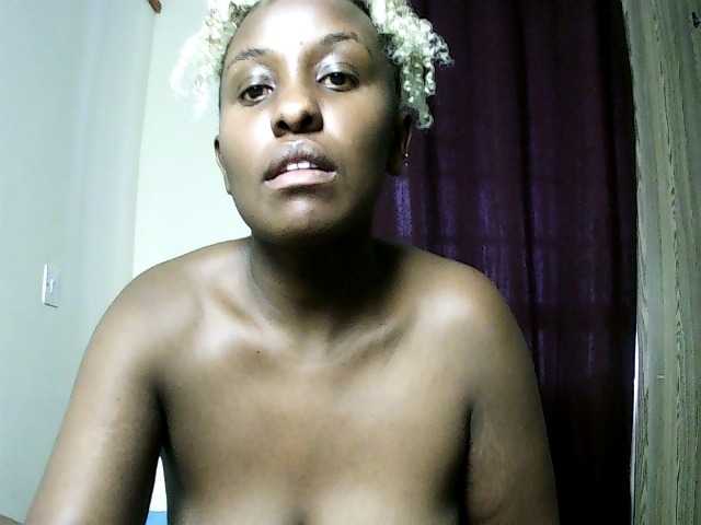 Sweet-juicy live cam on BongaCams