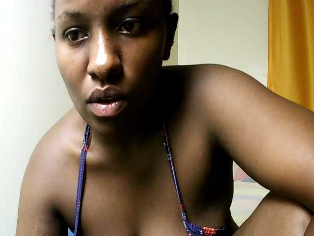 Sweet-juicy live cam on BongaCams