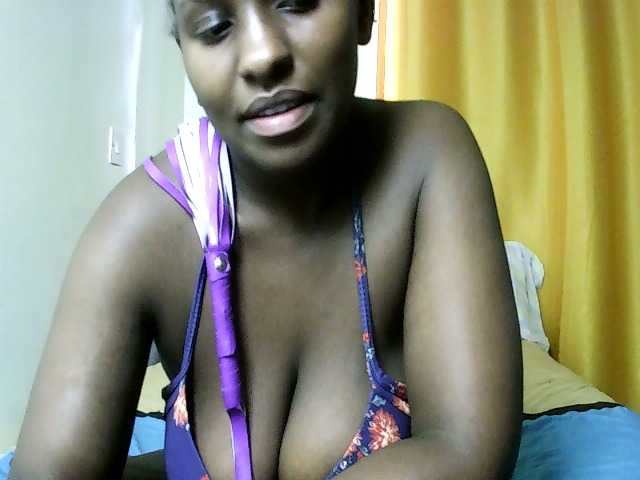 Sweet-juicy live cam on BongaCams