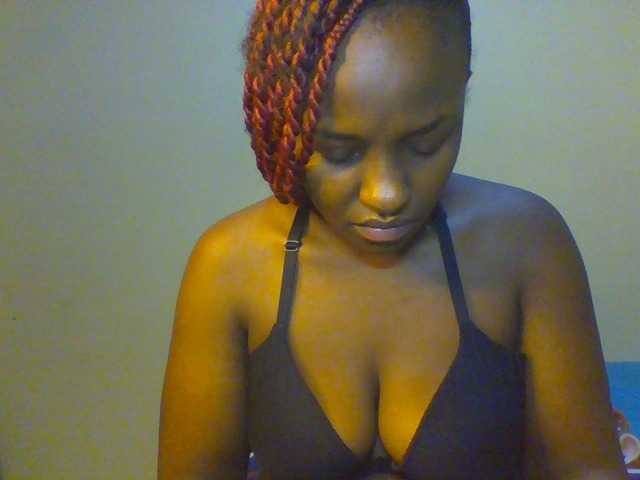 Sweet-juicy live cam on BongaCams