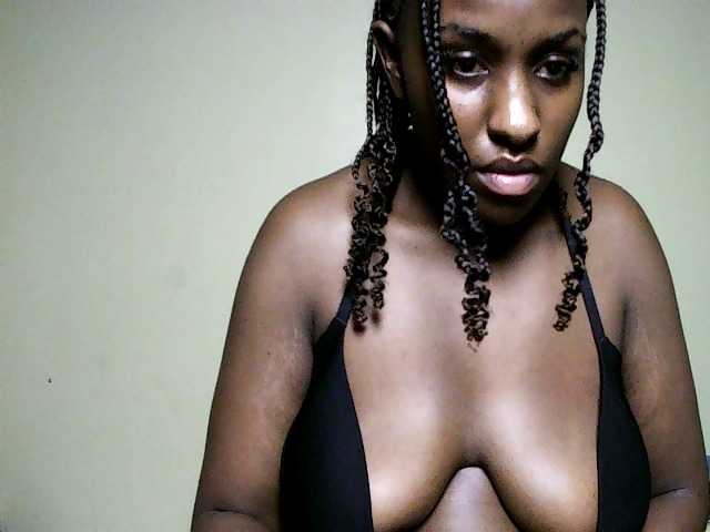 Sweet-juicy live cam on BongaCams