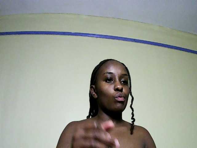 Sweet-juicy live cam on BongaCams