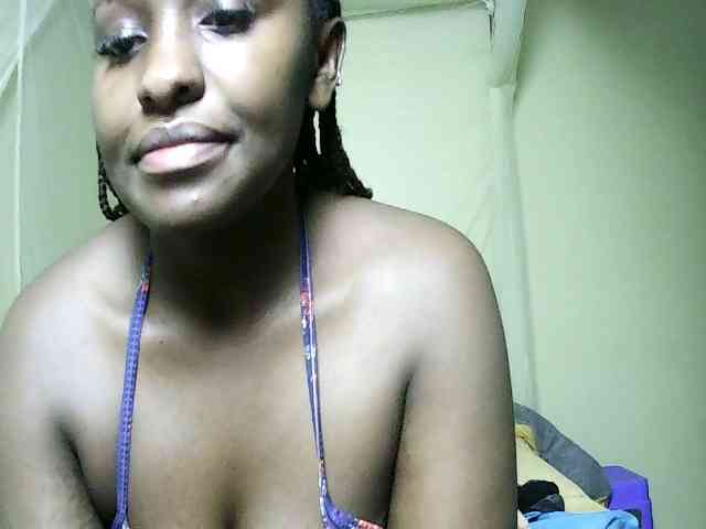 Sweet-juicy Live Webcam on BongaCams