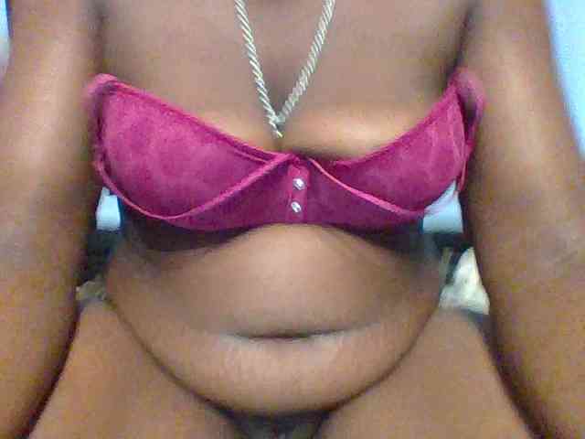 Sweet-juicy Live Webcam on BongaCams