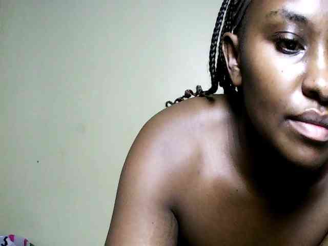 Model: Sweet-juicy