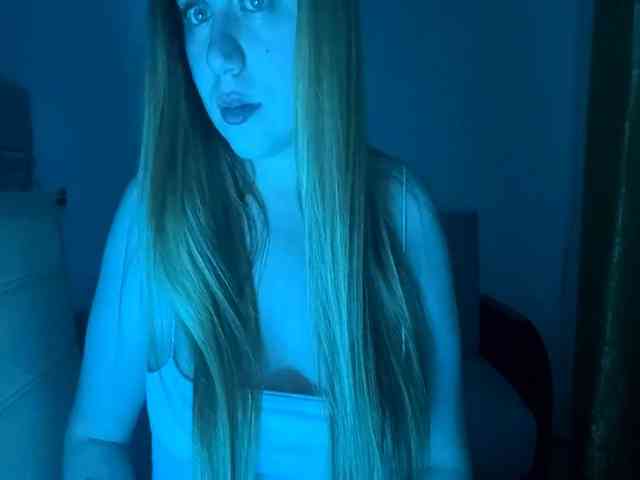 MadonnaTellefsen webcam