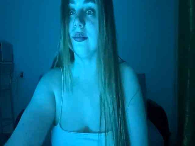 MadonnaTellefsen webcam