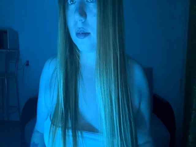 MadonnaTellefsen webcam