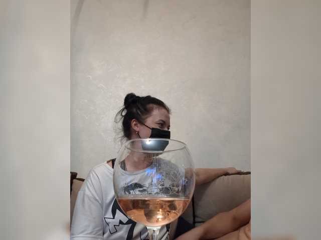Live трансляция DARINA8 - Runet.cam