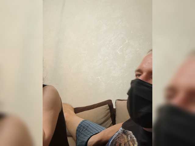 le modèle DARINA8 est en webcam porno dans un show sur le site bongacams, il possède les tags suivants: White/Caucasian,Brunette,Shaved