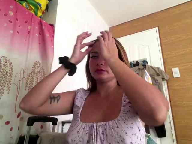 hotphmommy webcam