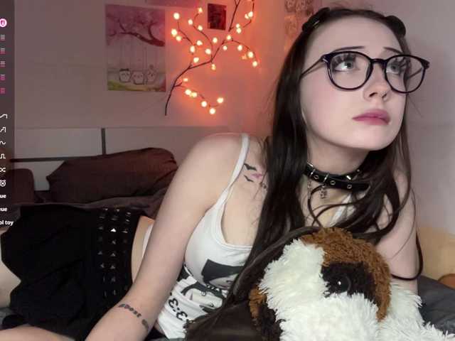 SleepyKris live cam on BongaCams