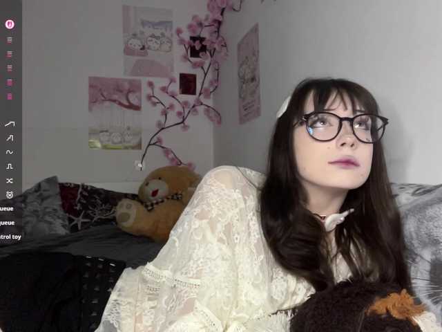 SleepyKris live cam on BongaCams