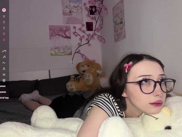 SleepyKris live cam on BongaCams