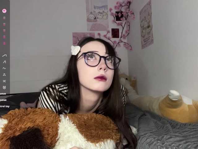 SleepyKris live cam on BongaCams