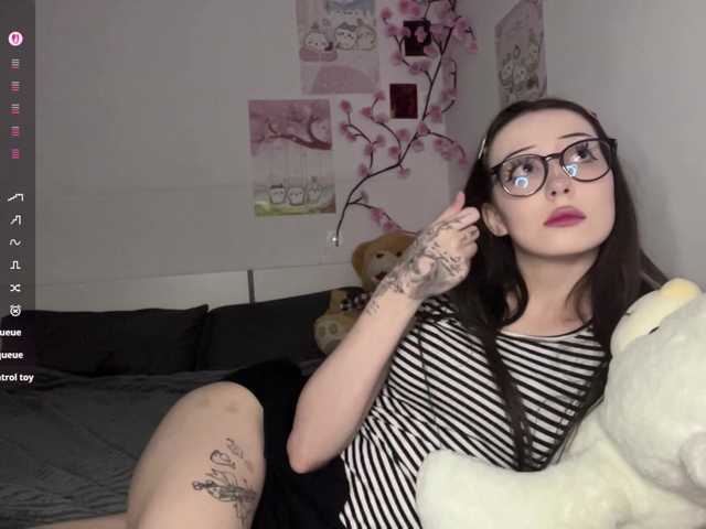 SleepyKris live cam on BongaCams