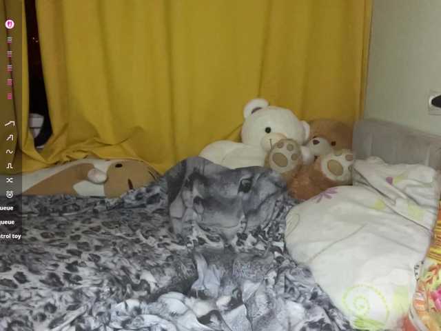 SleepyKris live cam on BongaCams